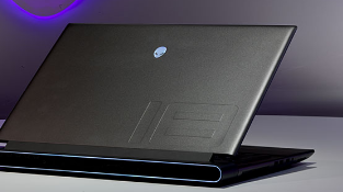 Alienware以全新的m16和m18型号改造其受科幻启发的游戏笔记本电脑