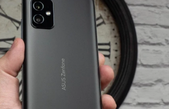 Android13现在正在推广到2021年非常规的华硕Zenfone8和Zenfone8Flip