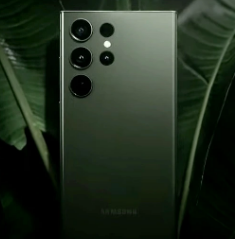 售价1200美元的GalaxyS23Ultra存在屏幕缺陷三星称其为正常
