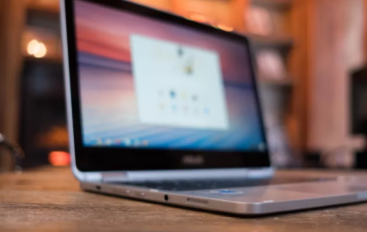 Chromebook刚刚有了一个视频编辑器可以消除电影制作的所有麻烦