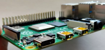 一位勇敢的硬件修补匠设法升级了RaspberryPi4计算机板