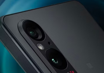 索尼Xperia1V旗舰与新的Xperia10V中档手机一起发布