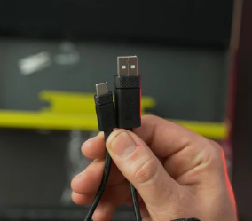 USB-C和USB-A有什么区别