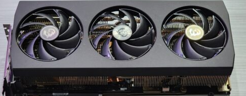 MSI和PNY推出用于下一代显卡的4+插槽GeForceRTX4090GPU冷却器