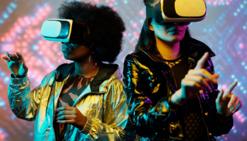 新发布的AppleVisionPro定于2024年推出其价格也已为人所知