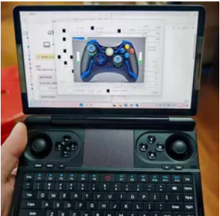 GPD Win Mini：首款紧凑型 AMD Ryzen 7040U 游戏手持设备上手图片发布