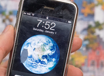四部未开封的初代iPhone拍卖价格可能超过20万美元