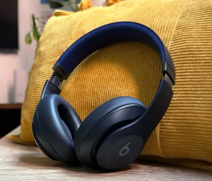 BeatsStudioPro的这个功能让我更加想买iPhone15Pro