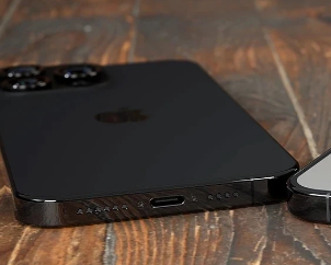 银行将2023年iPhone15系列产量预期大幅下调13.1%