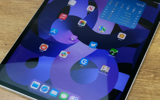 下一代iPadPro的OLED屏幕和新的妙控键盘可能还不够