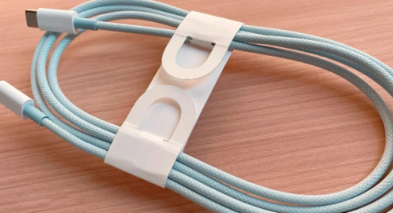 最好的iPhone15USB-C线缆和充电器