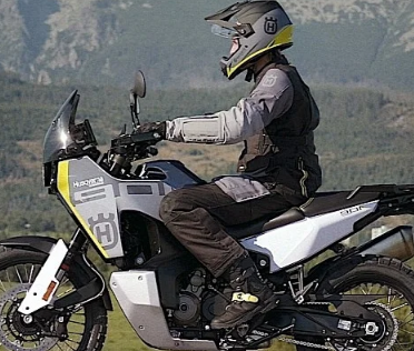 HusqvarnaNorden901推出仅两年后就进行了丰富的更新