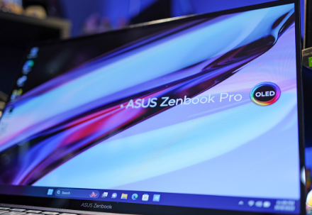 华硕ZenbookPro14OLED评测一款功能强大且全面的笔记本电脑